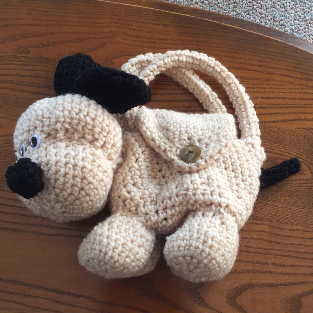 HAND CRAFTED Crocheted Beige Puppy Dog Purse Carrying Childrens Toy Accessory - Picture 6 of 8